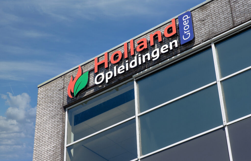 Holland Opleidingen Groep.